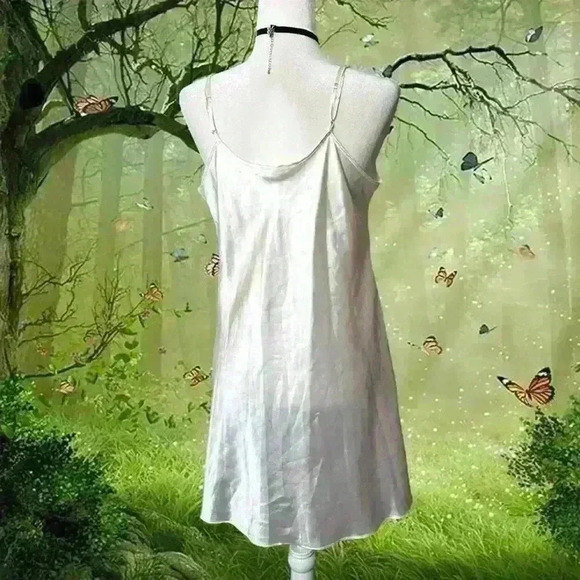 Y2k 90s White 3D Print Floral Ringlet Slip by Flora Size XL - Picture 5 of 10